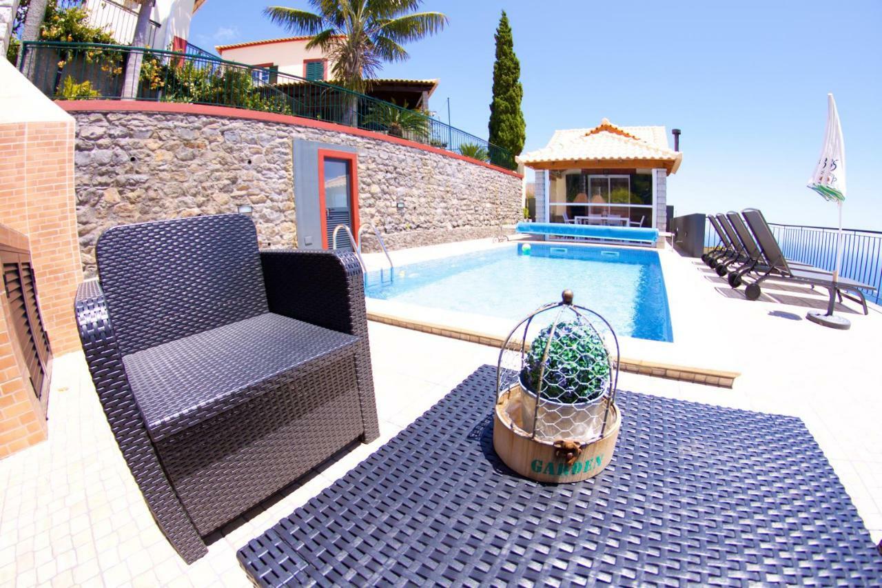 Casa Da Rainha Bungallow Estreito Da Calheta Экстерьер фото